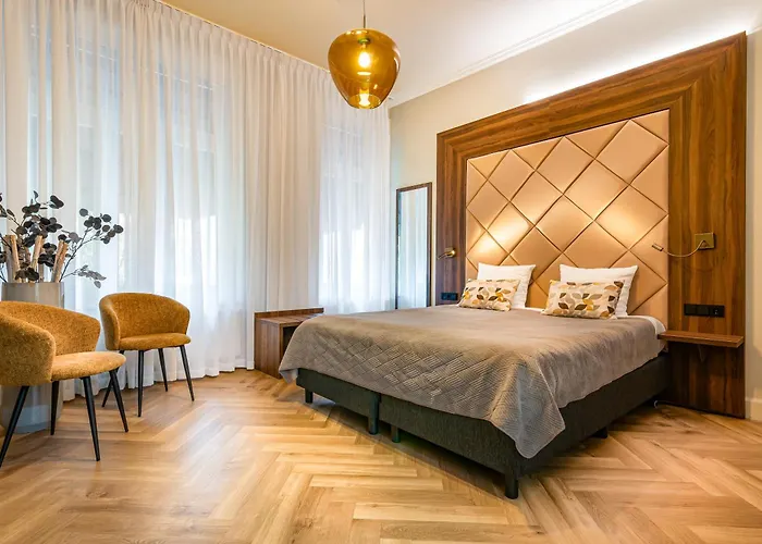 Boutique Scheepers 法尔肯堡